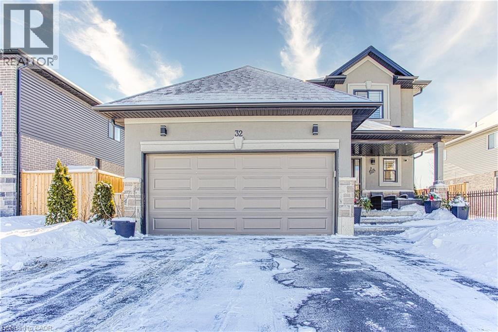 32 Hudson Drive, Cayuga, ON - Outdoor