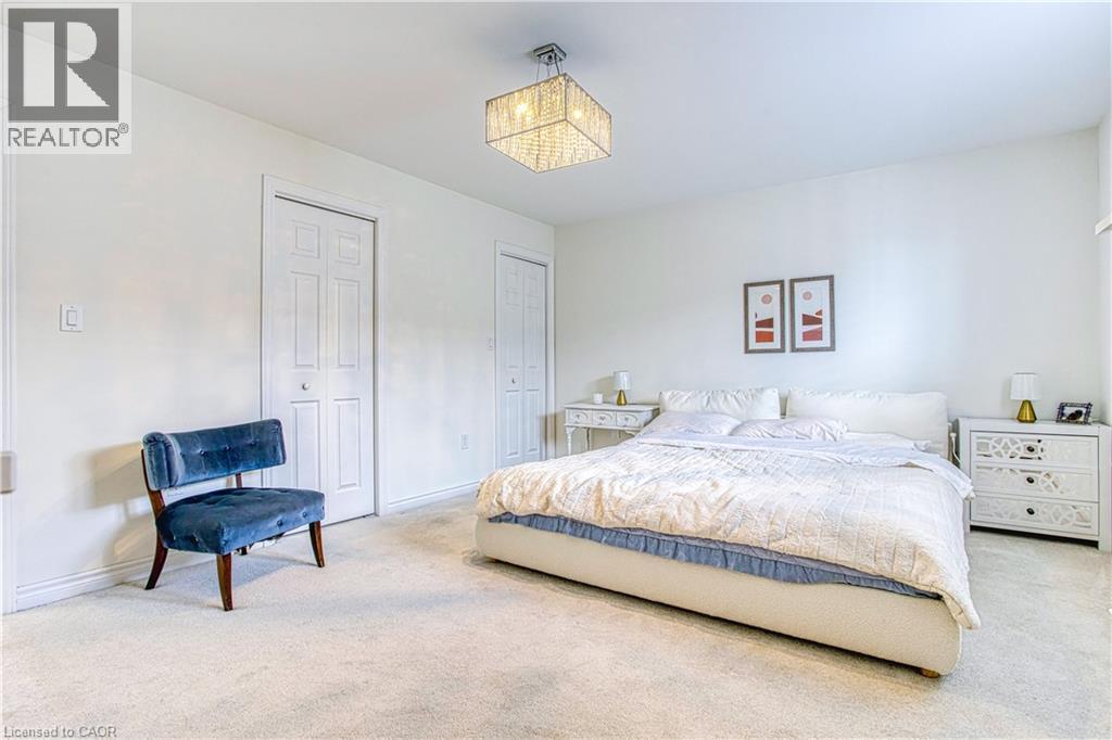 Primary Bedroom - 32 Hudson Drive, Cayuga, ON - Indoor Photo Showing Bedroom
