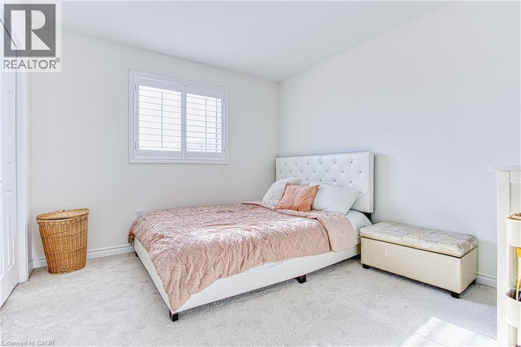 Bedroom 2 - 32 Hudson Drive, Cayuga, ON - Indoor Photo Showing Bedroom