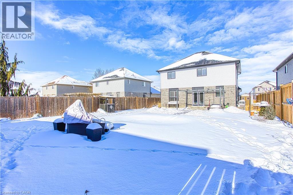 32 Hudson Drive, Cayuga, ON - Outdoor