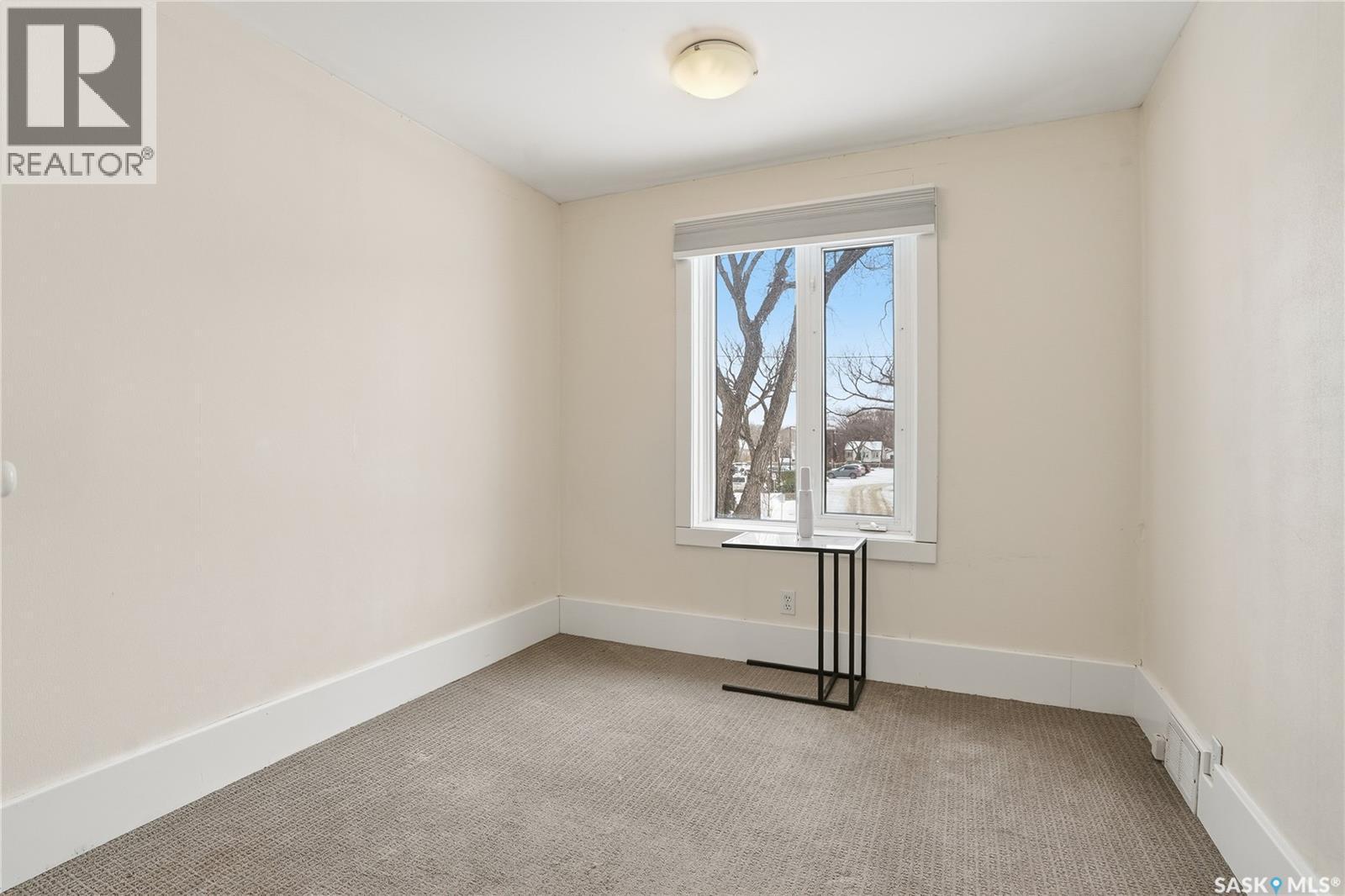 923 7Th Avenue N, Saskatoon, SK - Indoor Photo Showing Other Room