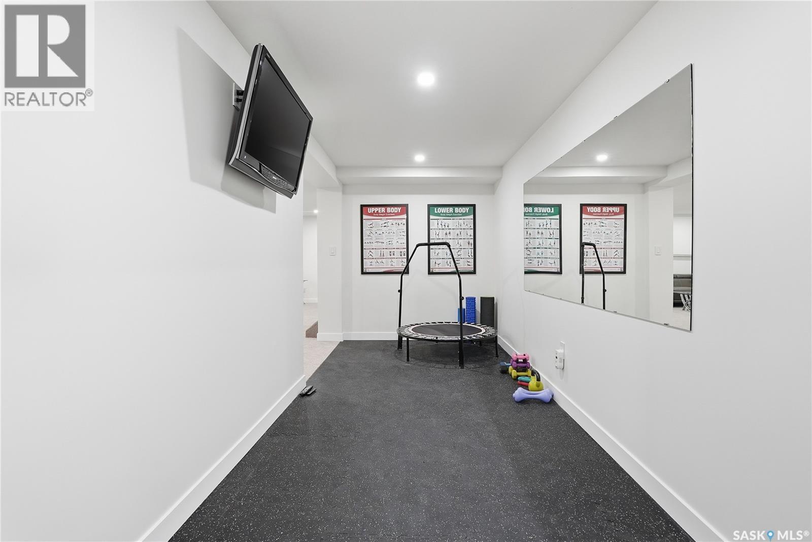 115 Whiteswan Drive, Saskatoon, SK - Indoor Photo Showing Other Room