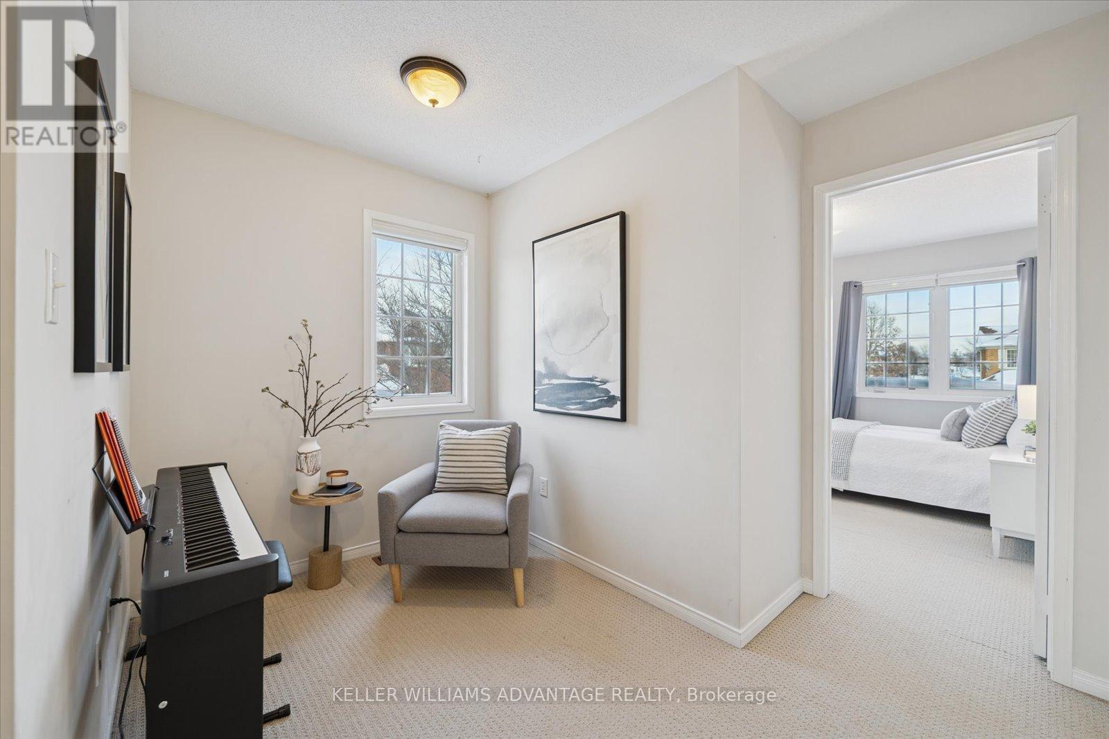 90 Collis Drive, Aurora, ON - Indoor