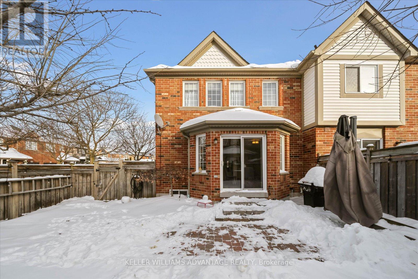 90 Collis Drive, Aurora, ON - Outdoor