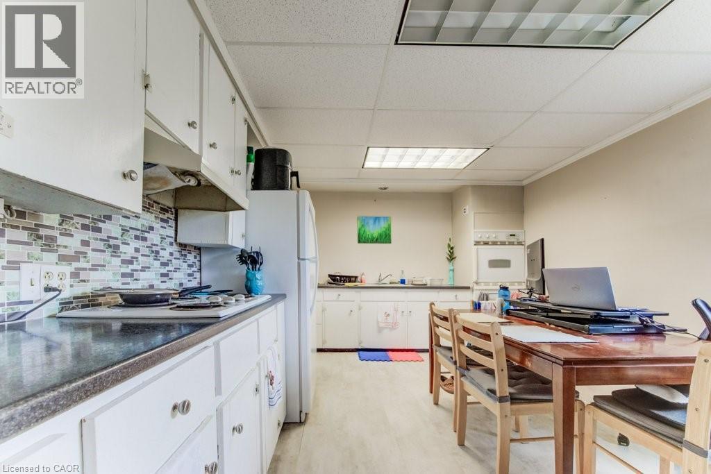 56 Lilac Street, Kitchener, ON - Indoor