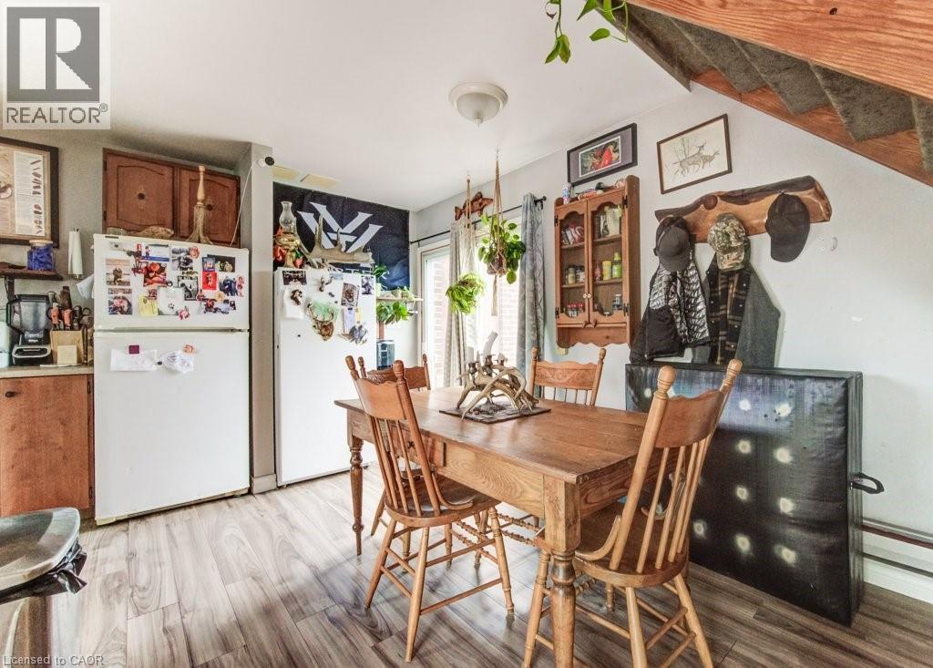 56 Lilac Street, Kitchener, ON - Indoor Photo Showing Dining Room
