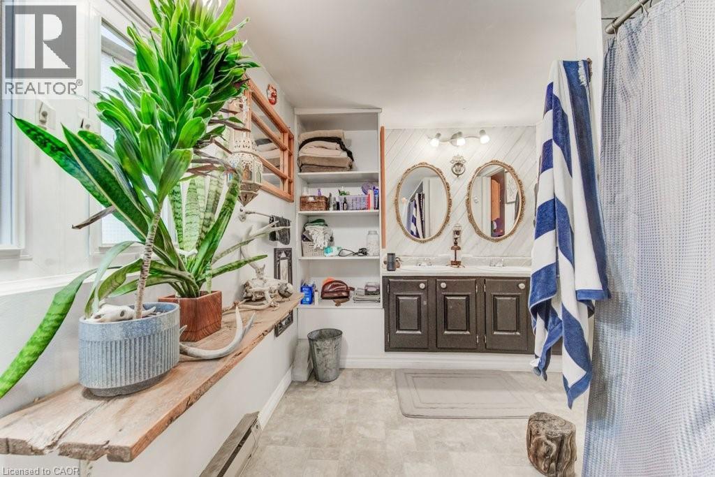 56 Lilac Street, Kitchener, ON - Indoor