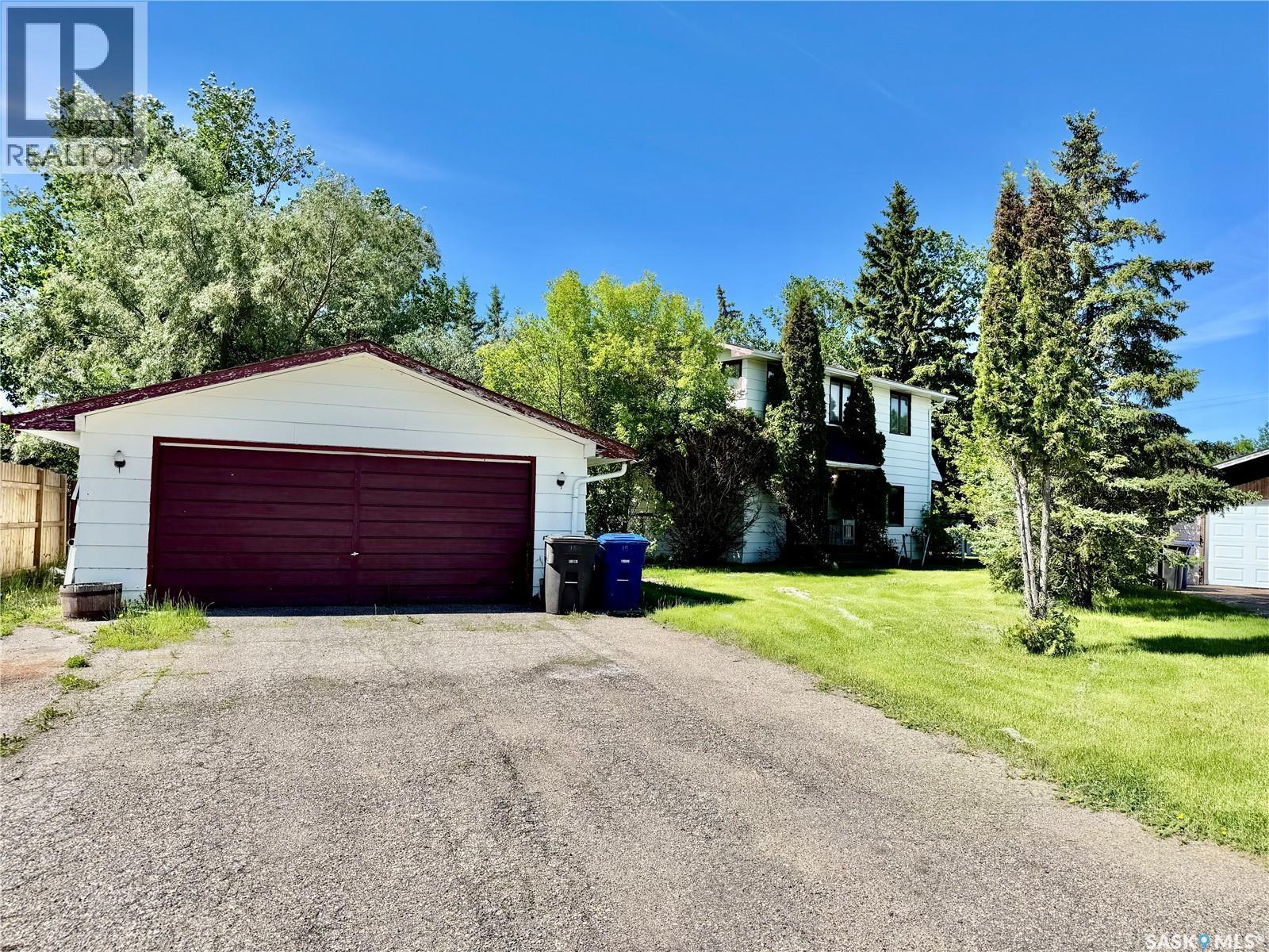 15 Willow Place, Lanigan, SK - Outdoor