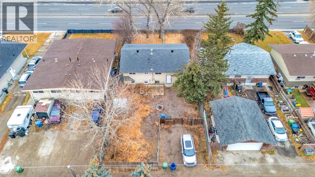 1527 52 Street Se, Calgary, AB - Outdoor With View