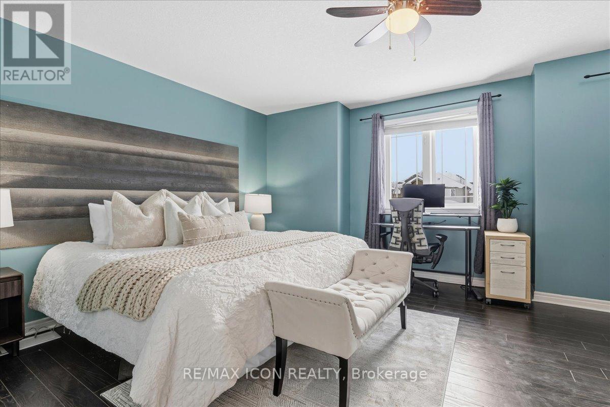361 Sienna Crescent, Kitchener, ON - Indoor Photo Showing Bedroom