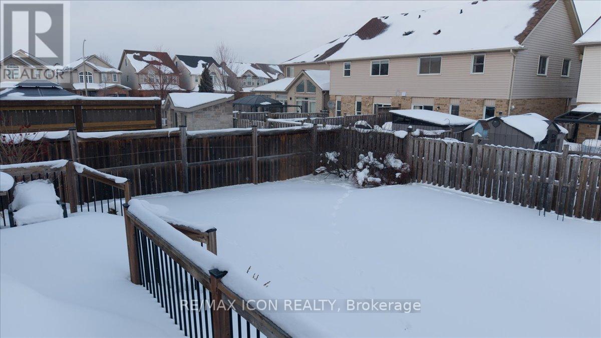 361 Sienna Crescent, Kitchener, ON - Outdoor With Exterior