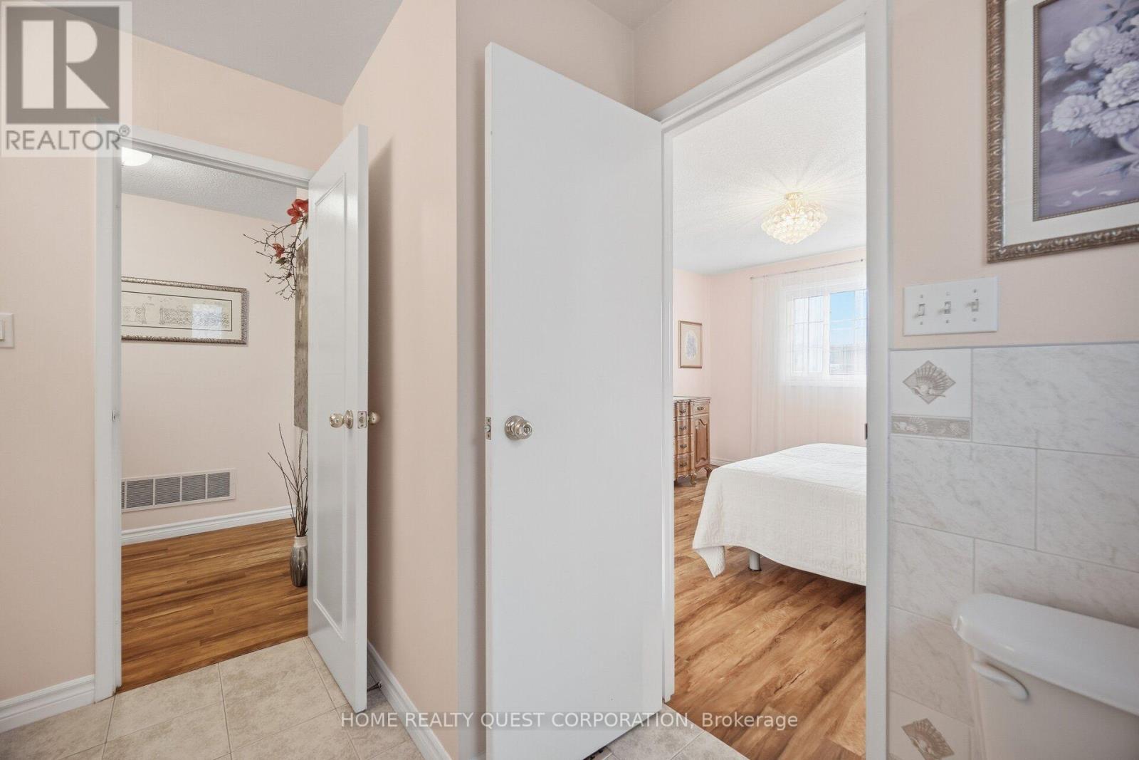 6330 Lorca Crescent, Mississauga, ON - Indoor