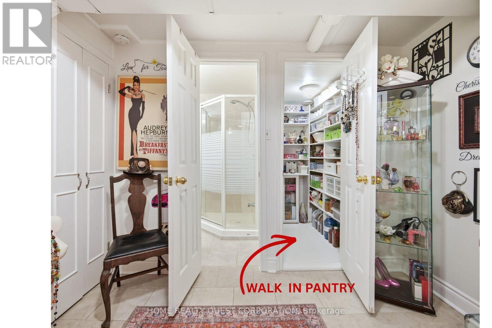 6330 Lorca Crescent, Mississauga, ON - Indoor Photo Showing Other Room