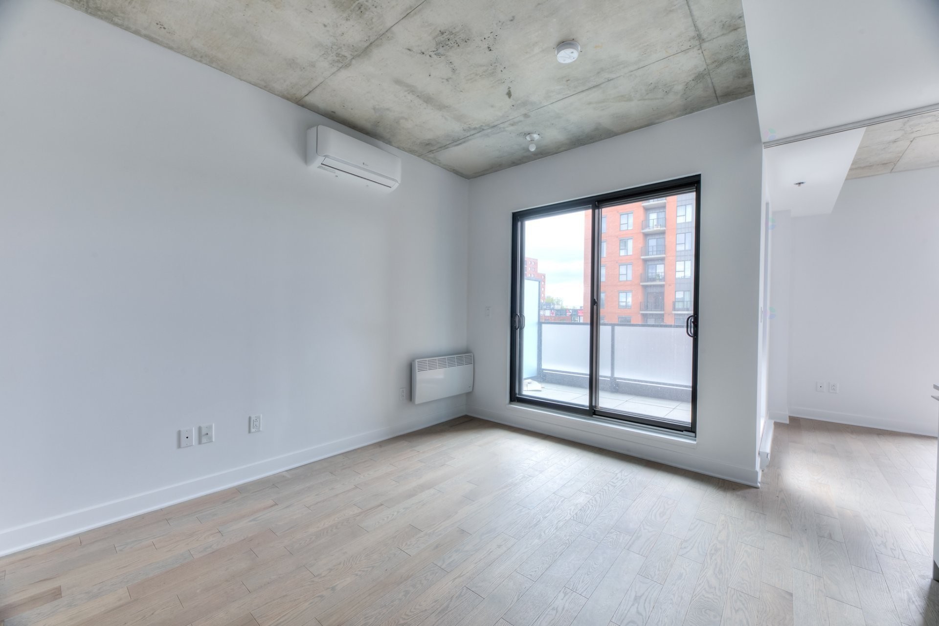 Bedroom - 210-2660 Rue Ontario E., Montréal (Ville-Marie), QC - Indoor Photo Showing Other Room