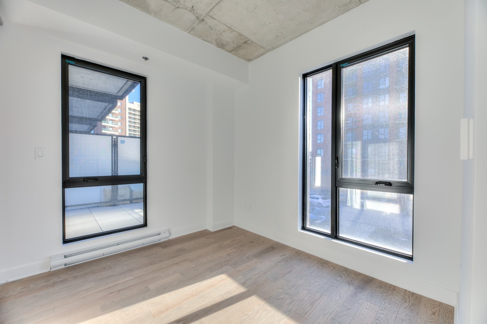Bedroom - 210-2660 Rue Ontario E., Montréal (Ville-Marie), QC - Indoor Photo Showing Other Room