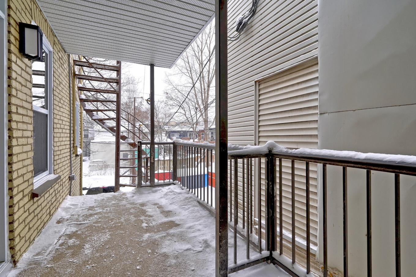 Balcony - 6768 Av. Christophe-Colomb, Montréal (Rosemont/La Petite-Patrie), QC - Outdoor With Exterior