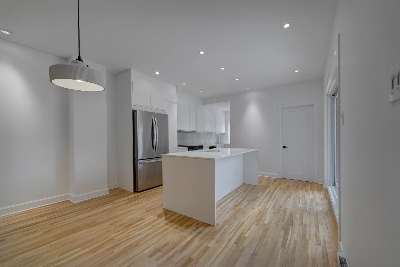 Kitchen - 6766 Av. Christophe-Colomb, Montréal (Rosemont/La Petite-Patrie), QC - Indoor Photo Showing Kitchen