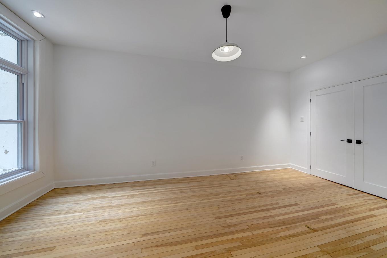 Bedroom - 6766 Av. Christophe-Colomb, Montréal (Rosemont/La Petite-Patrie), QC - Indoor Photo Showing Other Room