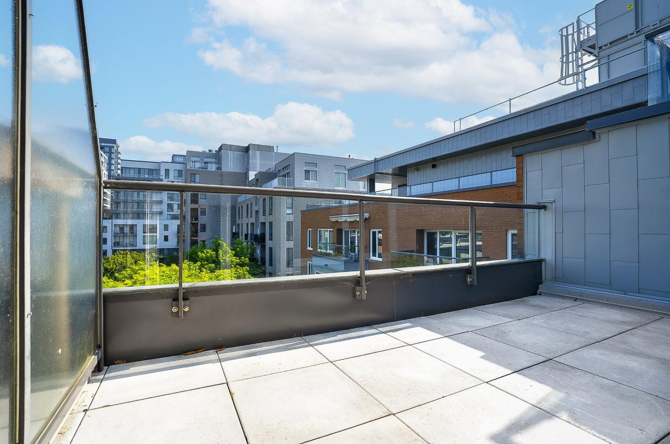 Patio - 604-355 Rue Berri, Montréal (Ville-Marie), QC - Outdoor