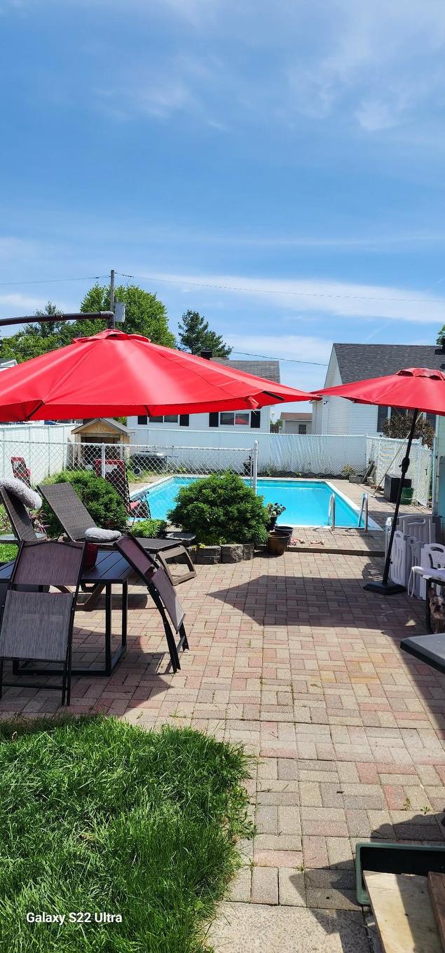 Cour - 25 Rue De Lannion, Gatineau (Masson-Angers), QC - Outdoor With In Ground Pool