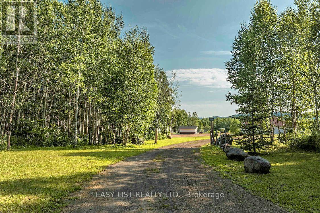 608 Copper Cliff Road, Neebing, ON - Outdoor With View
