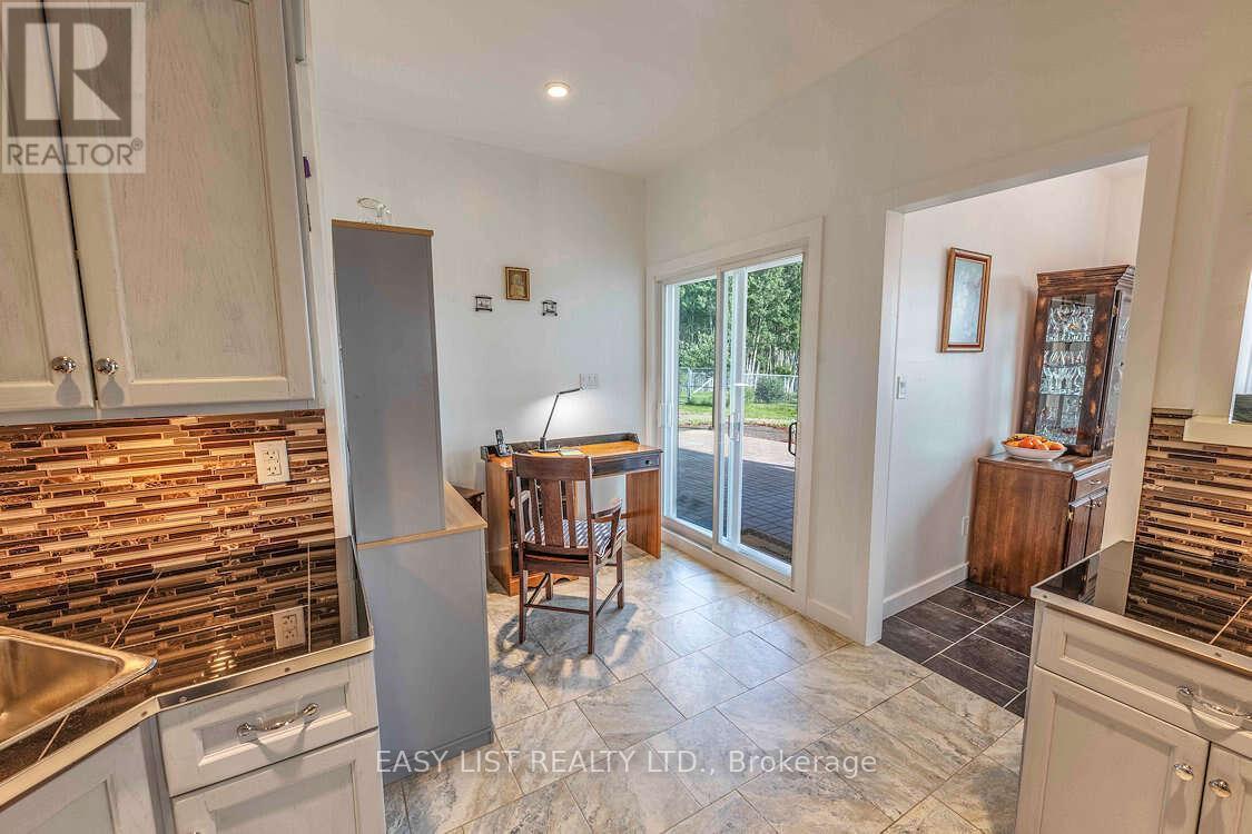 608 Copper Cliff Road, Neebing, ON - Indoor