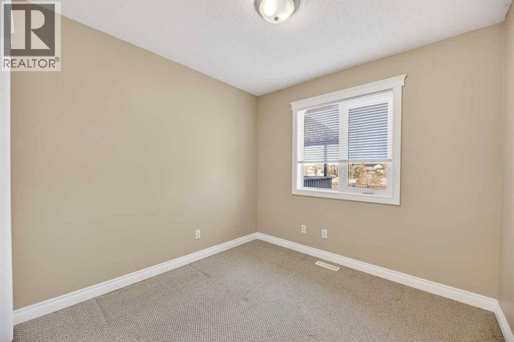 31 Valarosa Drive, Didsbury, AB - Indoor Photo Showing Other Room