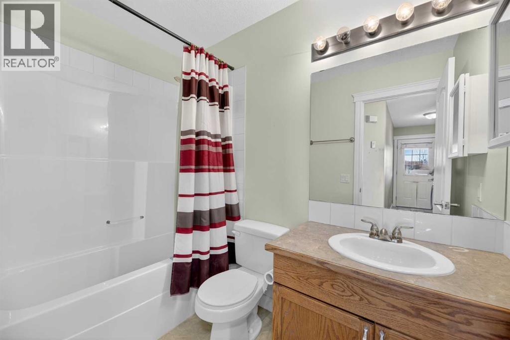 31 Valarosa Drive, Didsbury, AB - Indoor Photo Showing Bathroom