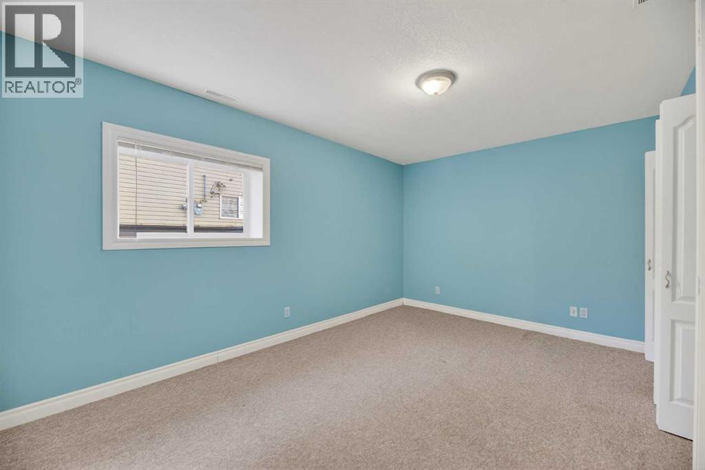 31 Valarosa Drive, Didsbury, AB - Indoor Photo Showing Other Room