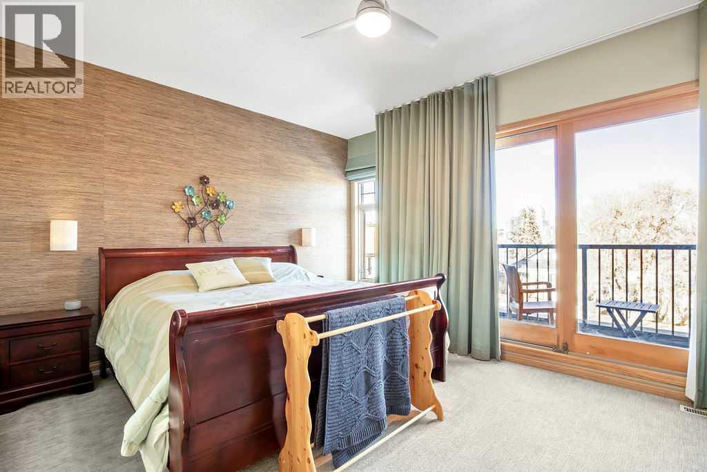 47 28 Avenue Sw, Calgary, AB - Indoor Photo Showing Bedroom