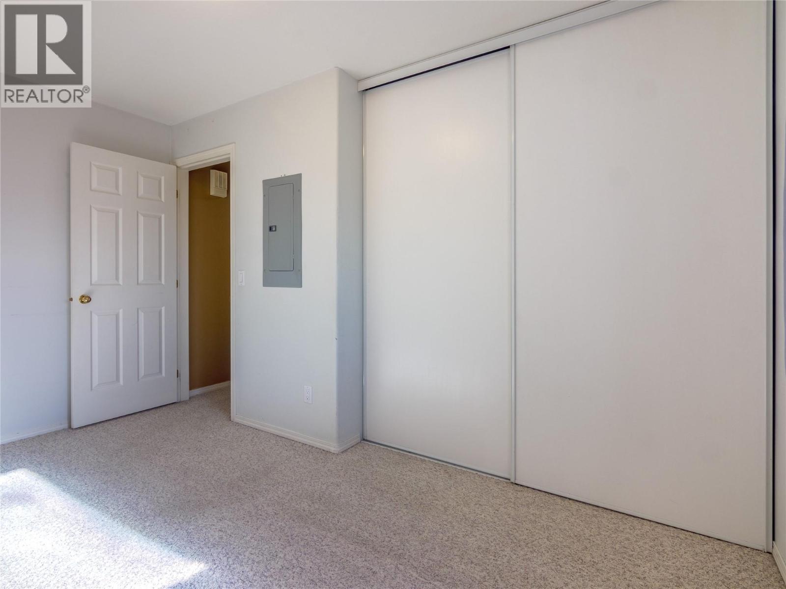 670 Mccurdy Road Unit# 4, Kelowna, BC