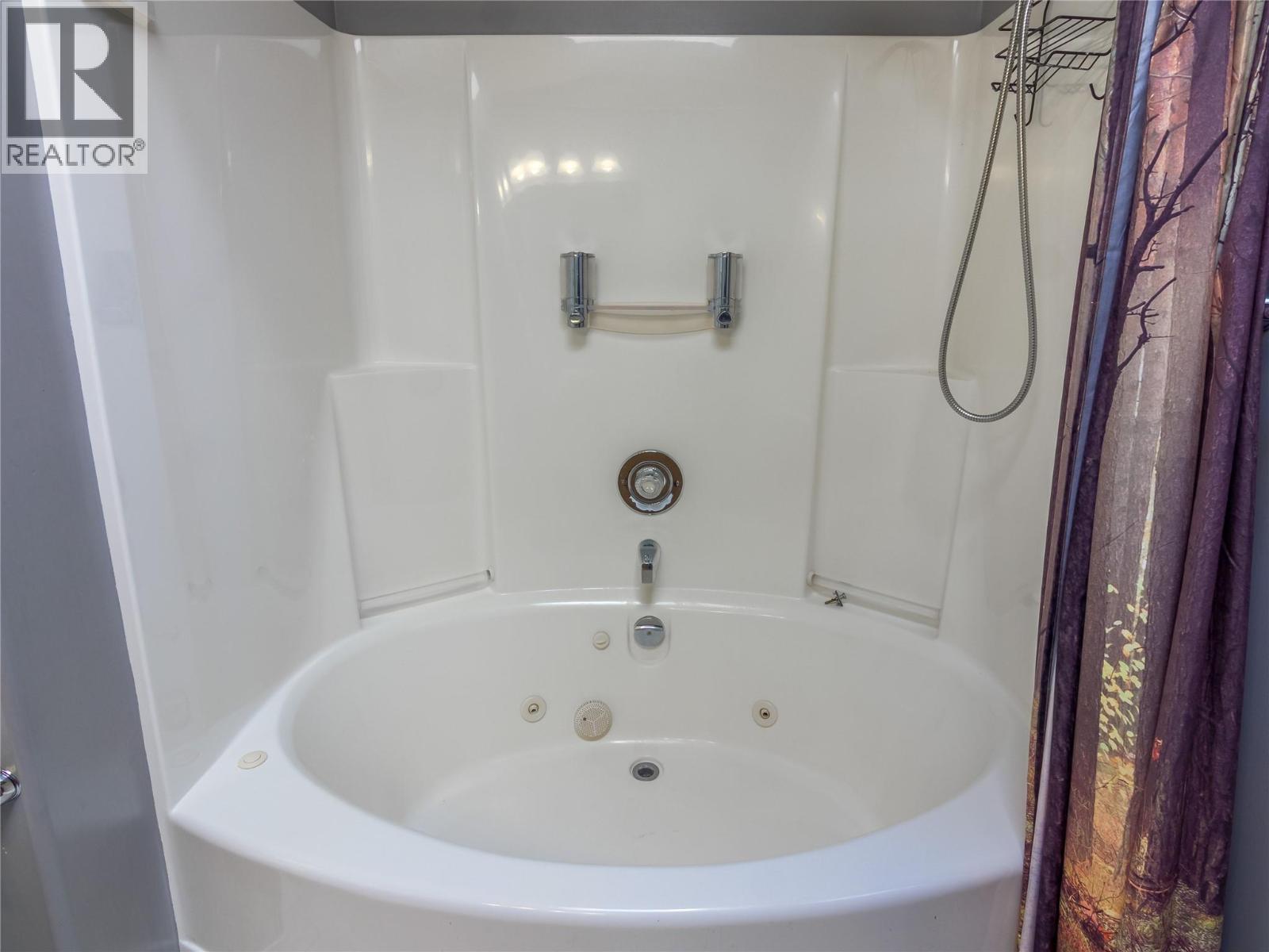 670 Mccurdy Road Unit# 4, Kelowna, BC