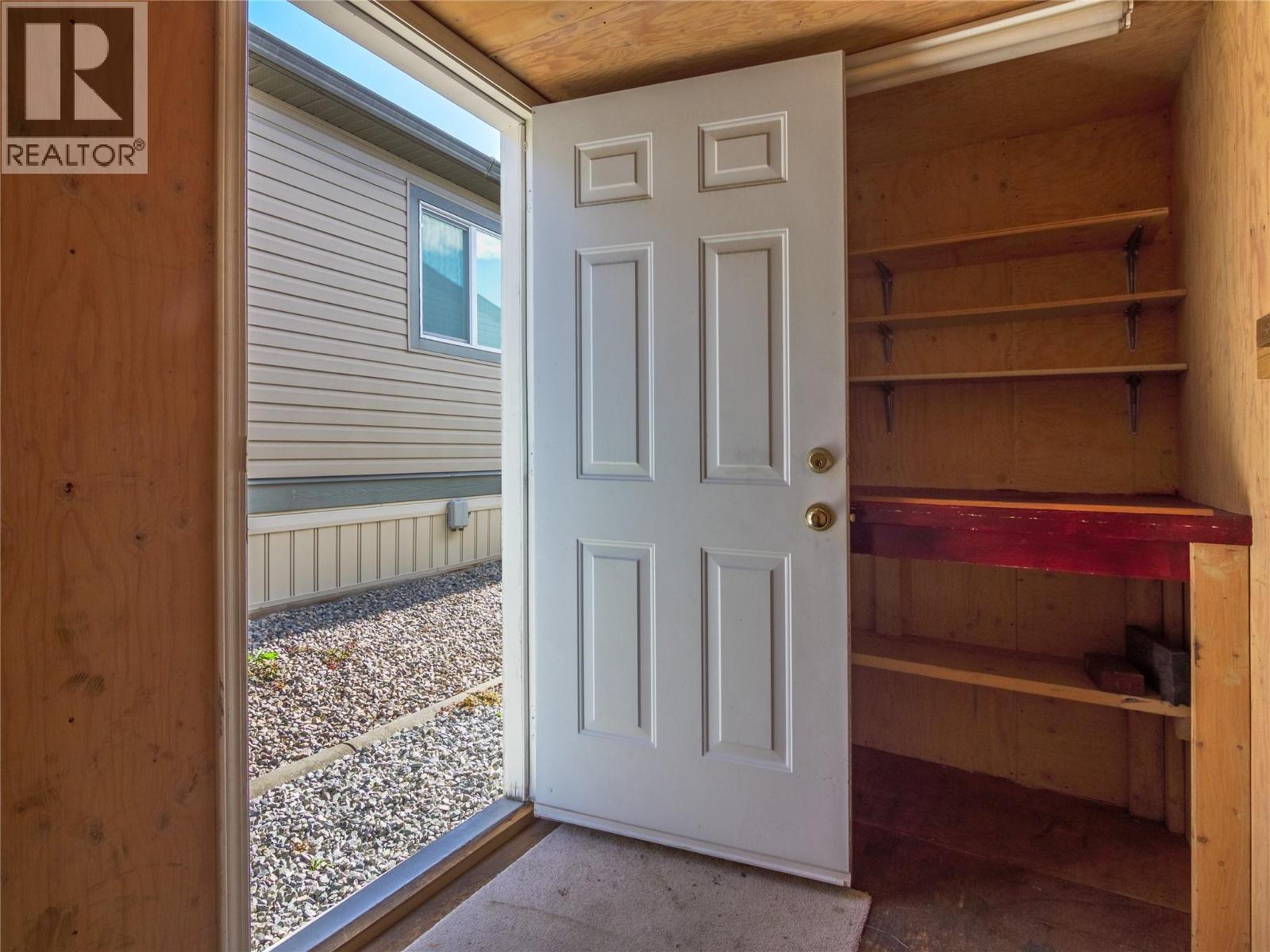 670 Mccurdy Road Unit# 4, Kelowna, BC