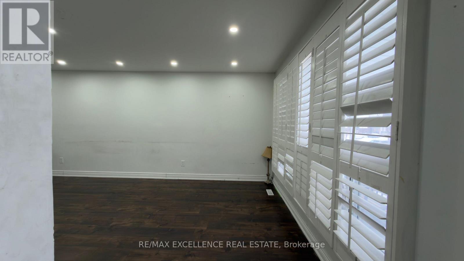 7479 Pickfair Drive, Mississauga, ON - Indoor Photo Showing Other Room