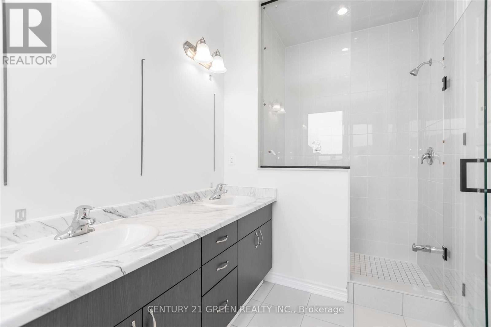 3140 Willowridge Path, Pickering, ON - Indoor Photo Showing Bathroom