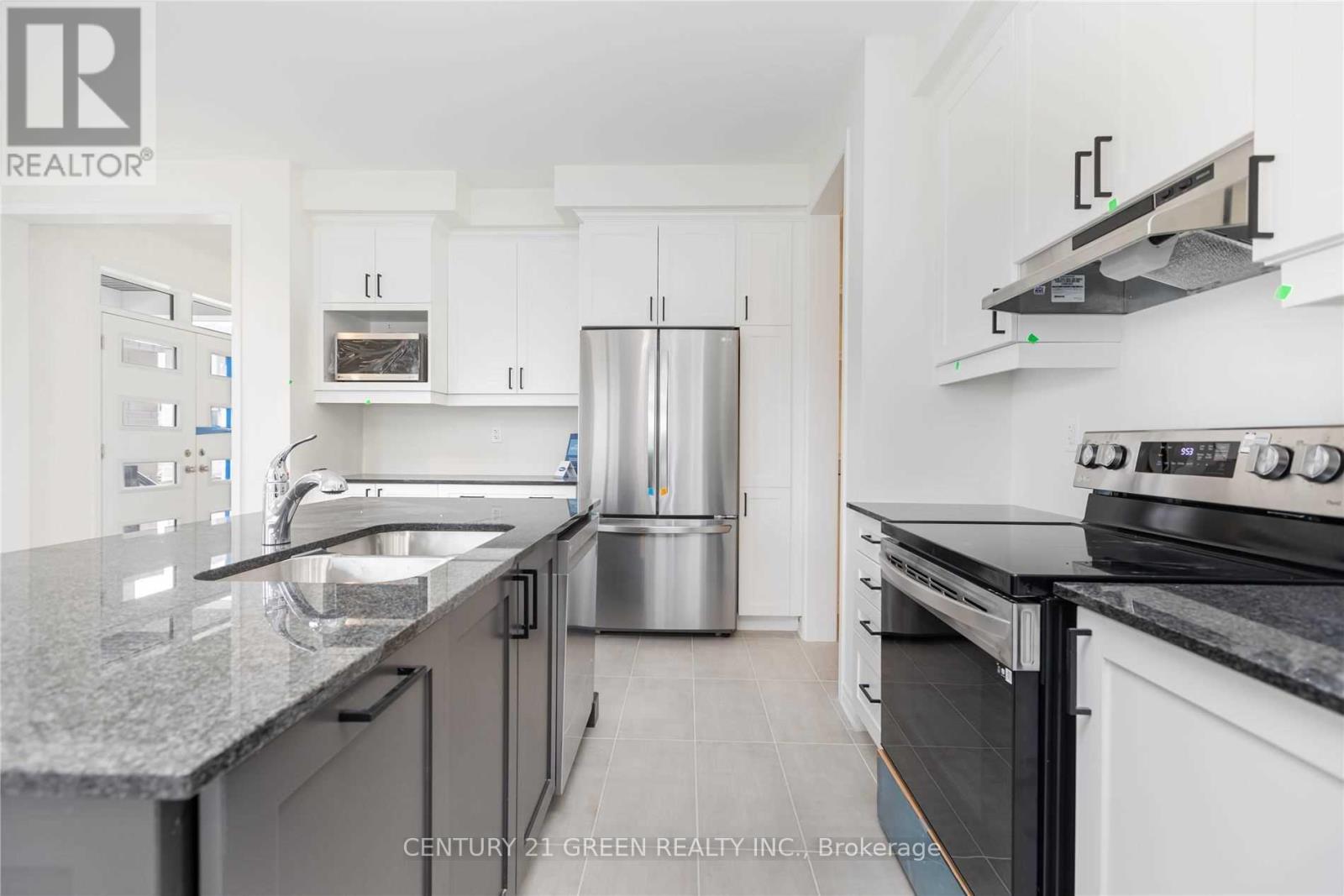 3140 Willowridge Path, Pickering, ON - Indoor Photo Showing Kitchen With Stainless Steel Kitchen With Double Sink With Upgraded Kitchen