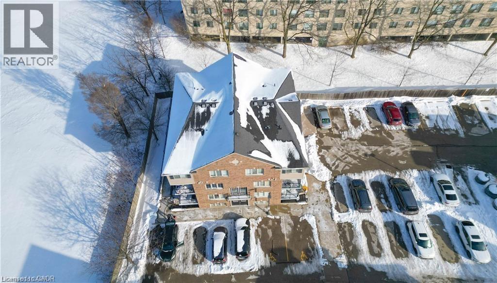 12 Holborn Drive Unit# E33, Kitchener, ON - Outdoor