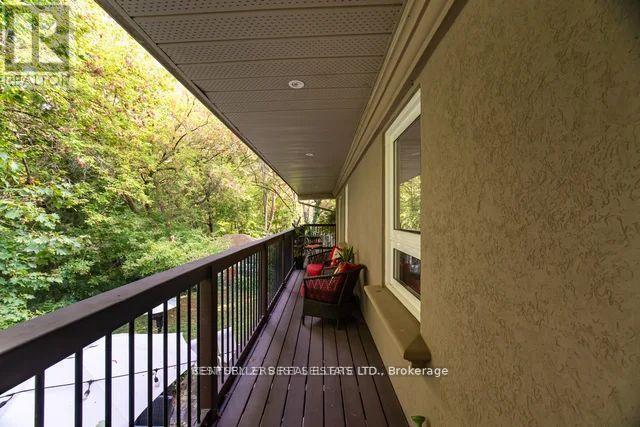 1595 Calverton Court, Mississauga, ON - Outdoor With Exterior
