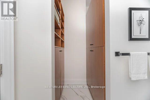 1595 Calverton Court, Mississauga, ON - Indoor Photo Showing Other Room