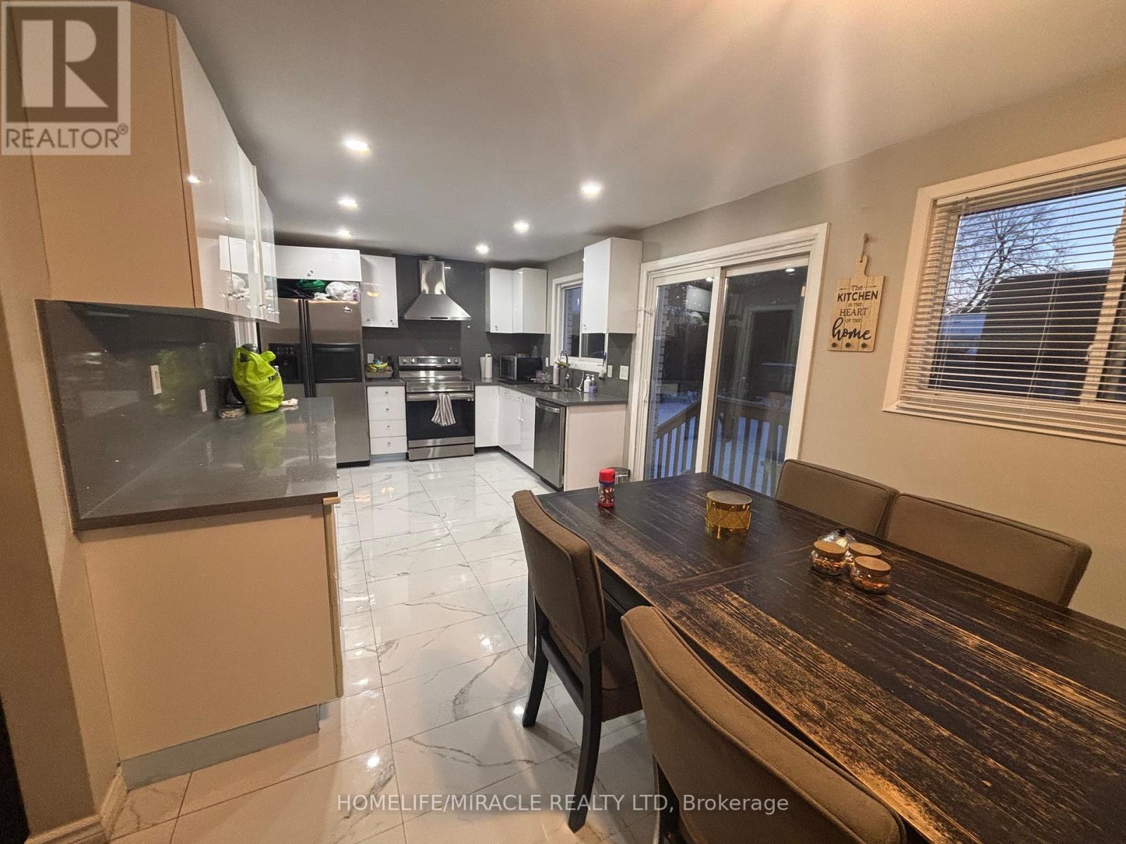 Main - 219 Mcmurchy Avenue, Brampton, ON - Indoor Photo Showing Other Room