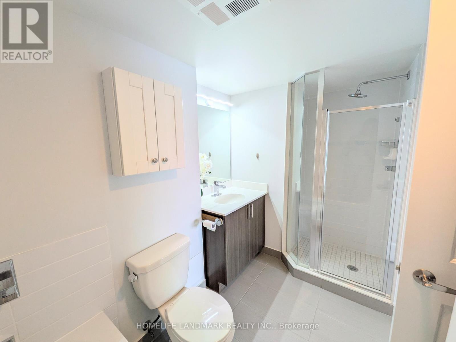 718 - 75 Norman Bethune Avenue, Richmond Hill, ON - Indoor Photo Showing Bathroom