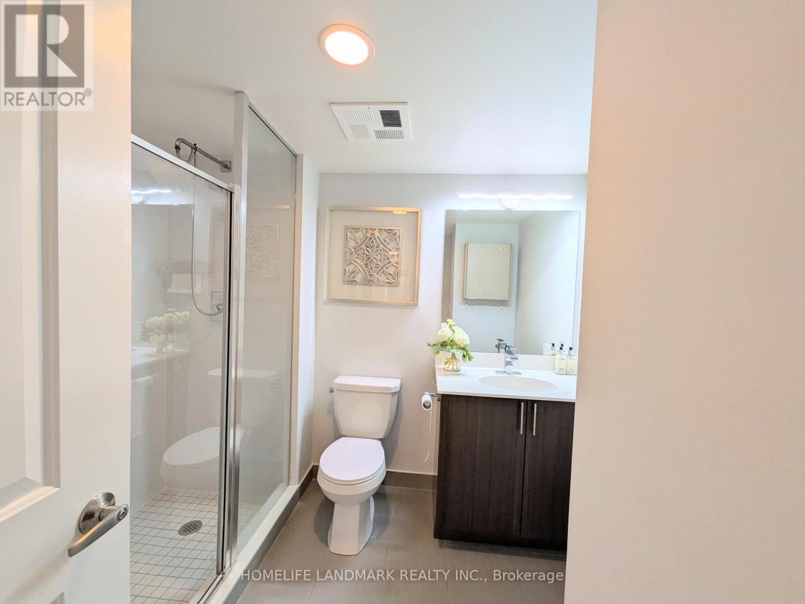 718 - 75 Norman Bethune Avenue, Richmond Hill, ON - Indoor Photo Showing Bathroom