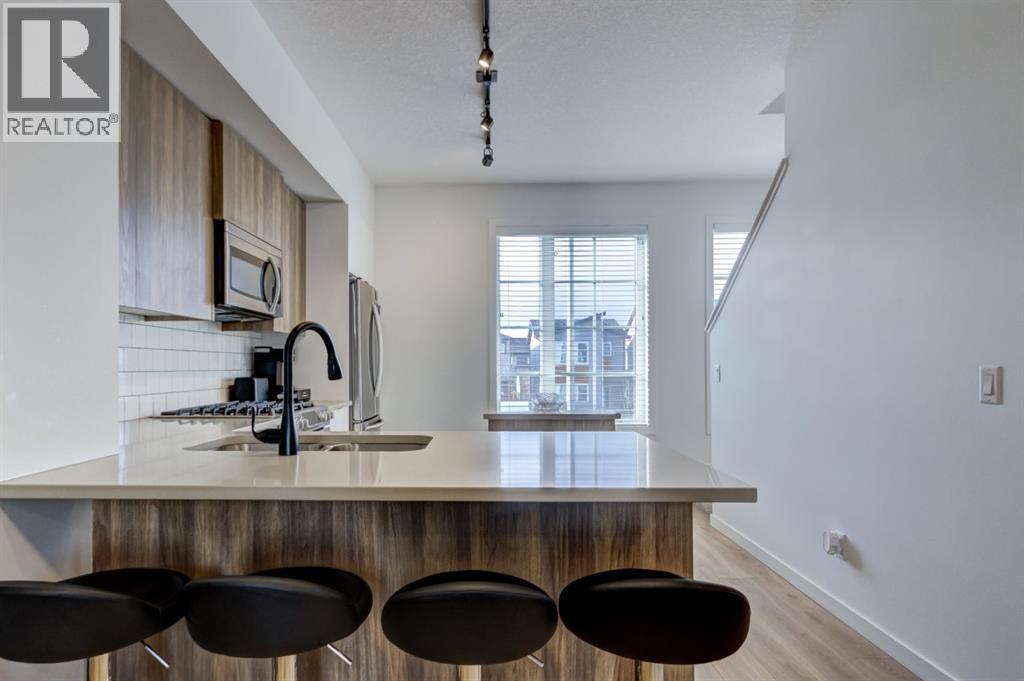 888 Walgrove Boulevard Se, Calgary, AB - Indoor Photo Showing Kitchen