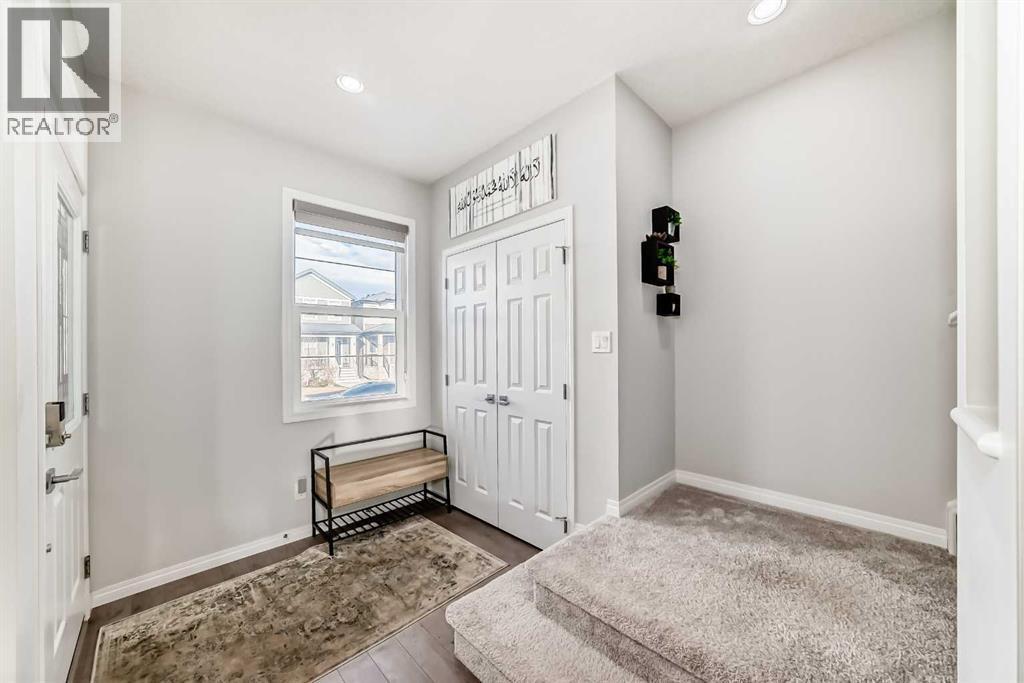 159 Evanscrest Park Nw, Calgary, AB - Indoor Photo Showing Other Room