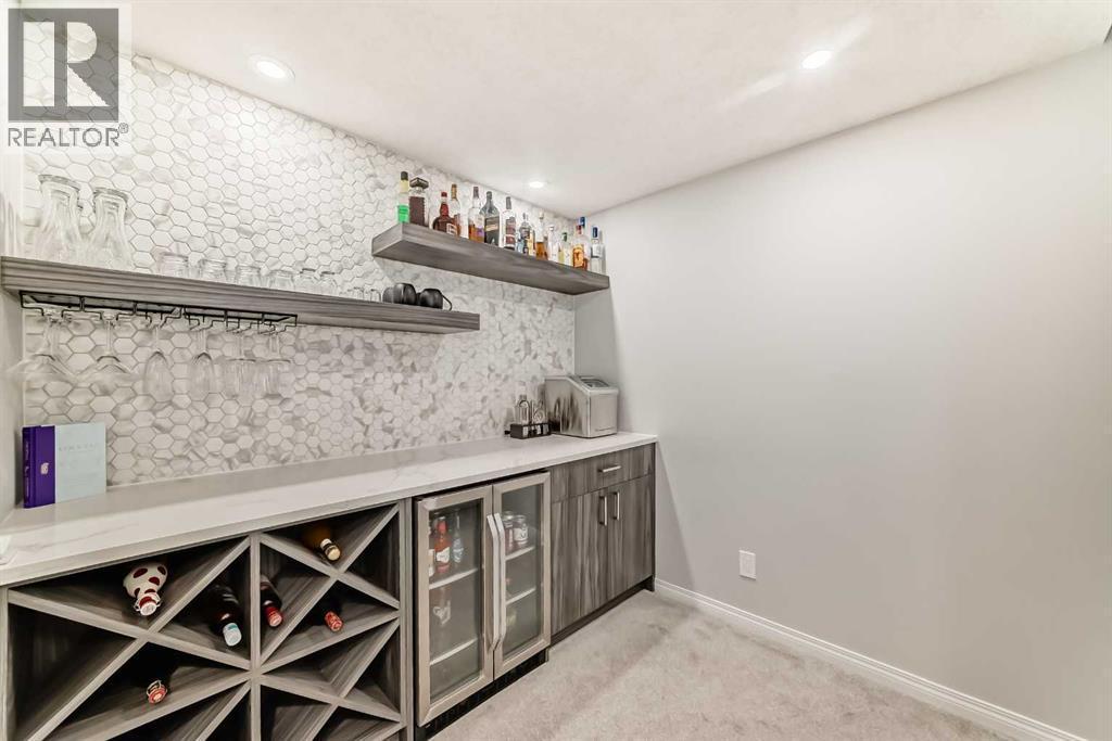 159 Evanscrest Park Nw, Calgary, AB - Indoor Photo Showing Other Room