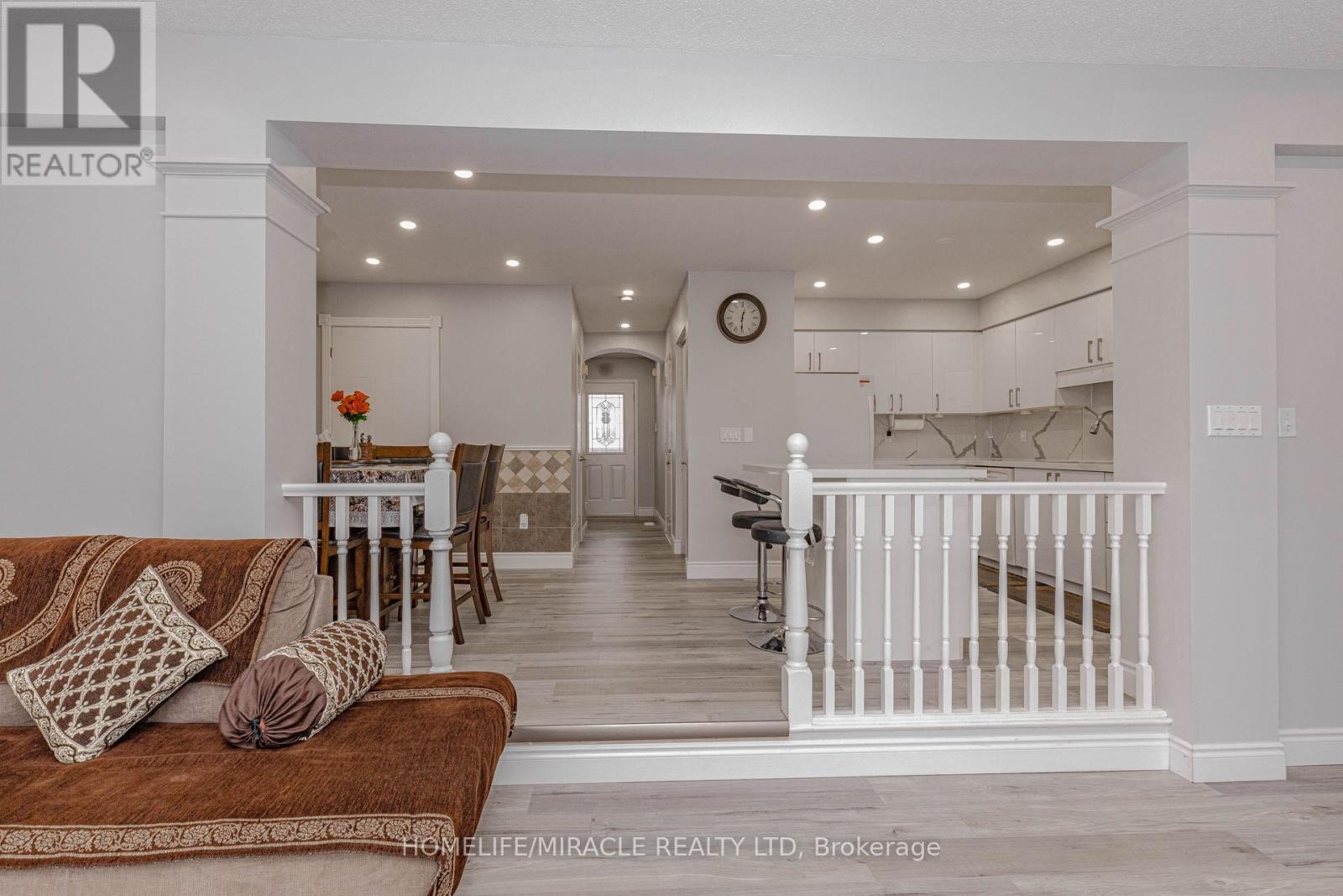 128 Karalee Crescent, Cambridge, ON - Indoor