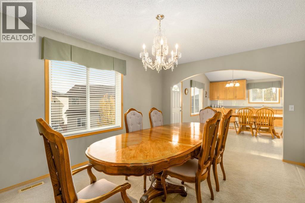 131 Panatella Close Nw, Calgary, AB - Indoor Photo Showing Dining Room