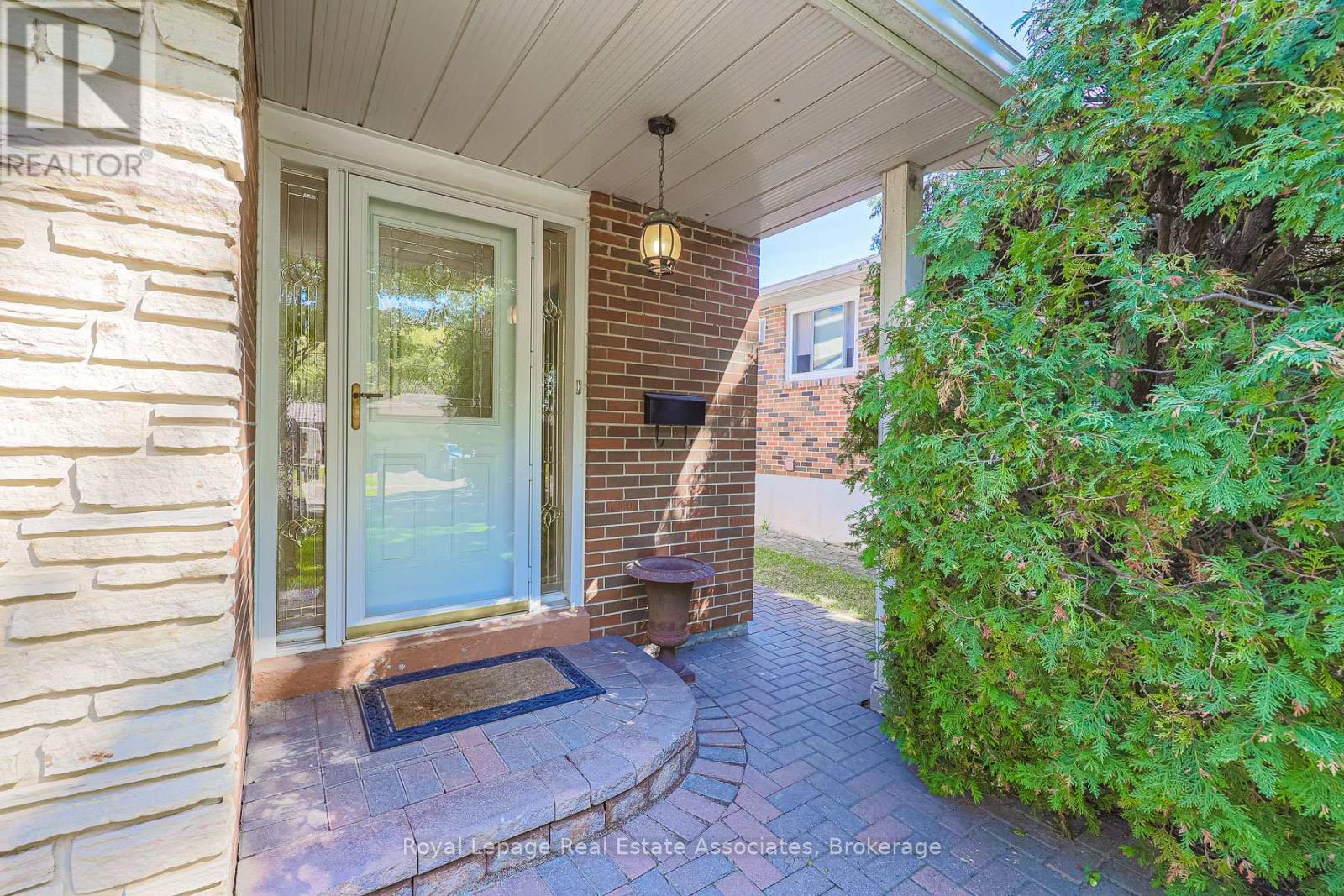 958 Fletcher Valley Crescent, Mississauga, ON - Outdoor With Deck Patio Veranda