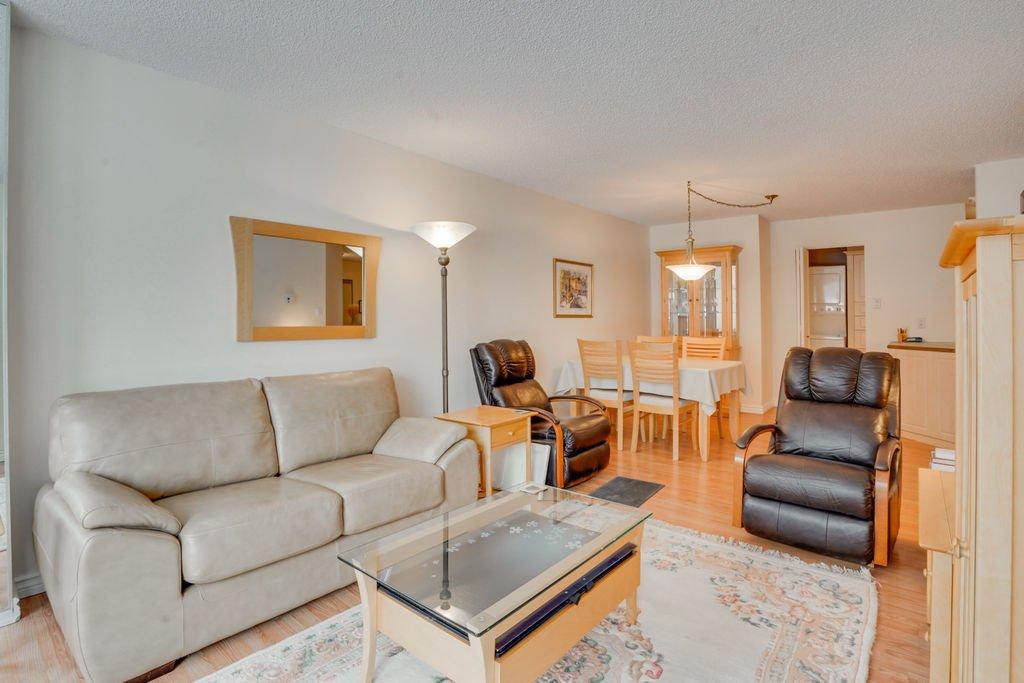 Living room - 104-50 Rue Dussault, Gatineau (Hull), QC - Indoor Photo Showing Living Room