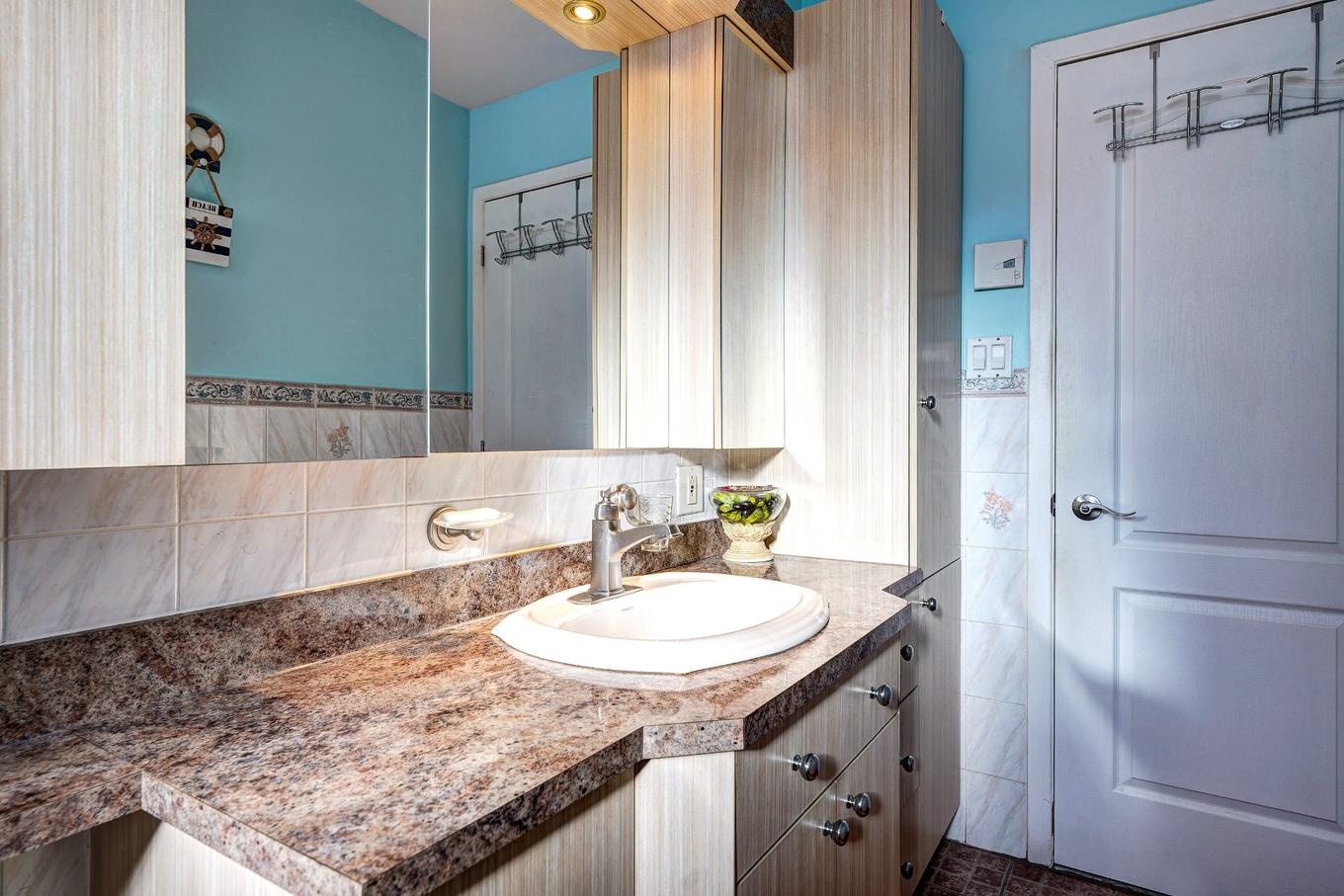 Bathroom - 6600 57E Avenue, Laval (Laval-Ouest), QC - Indoor Photo Showing Bathroom